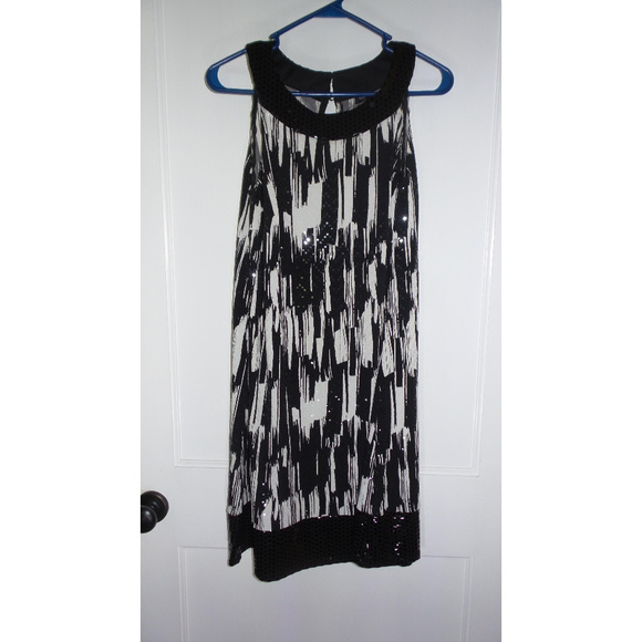 A Dressing Woman Black & White Print Blouse Medium - Picture 1 of 4